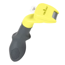 Devant -L'effet animalerie de la maison. fre pl FURMINATOR Outil pour le peignage du sous poil des chiens de races miniatures a poil court 16497 2